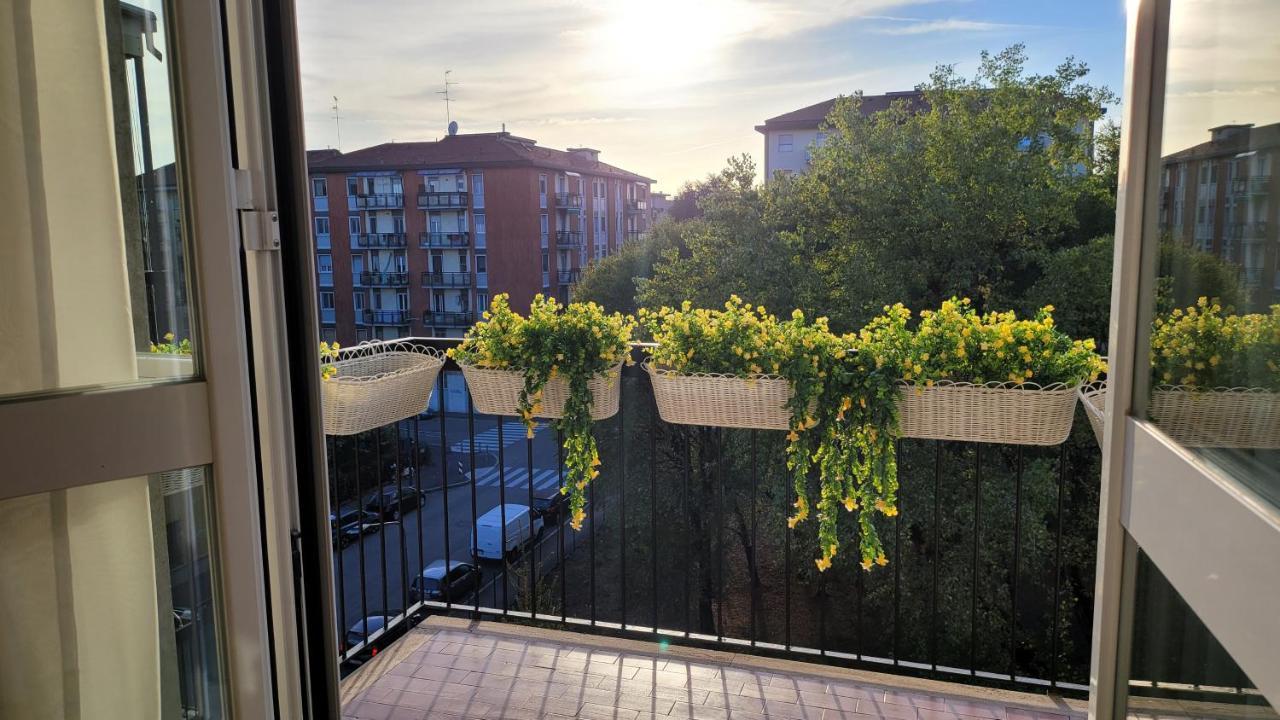 Milano City Apartments - Stylish House Free Wifi-Parking-Airport Exterior photo