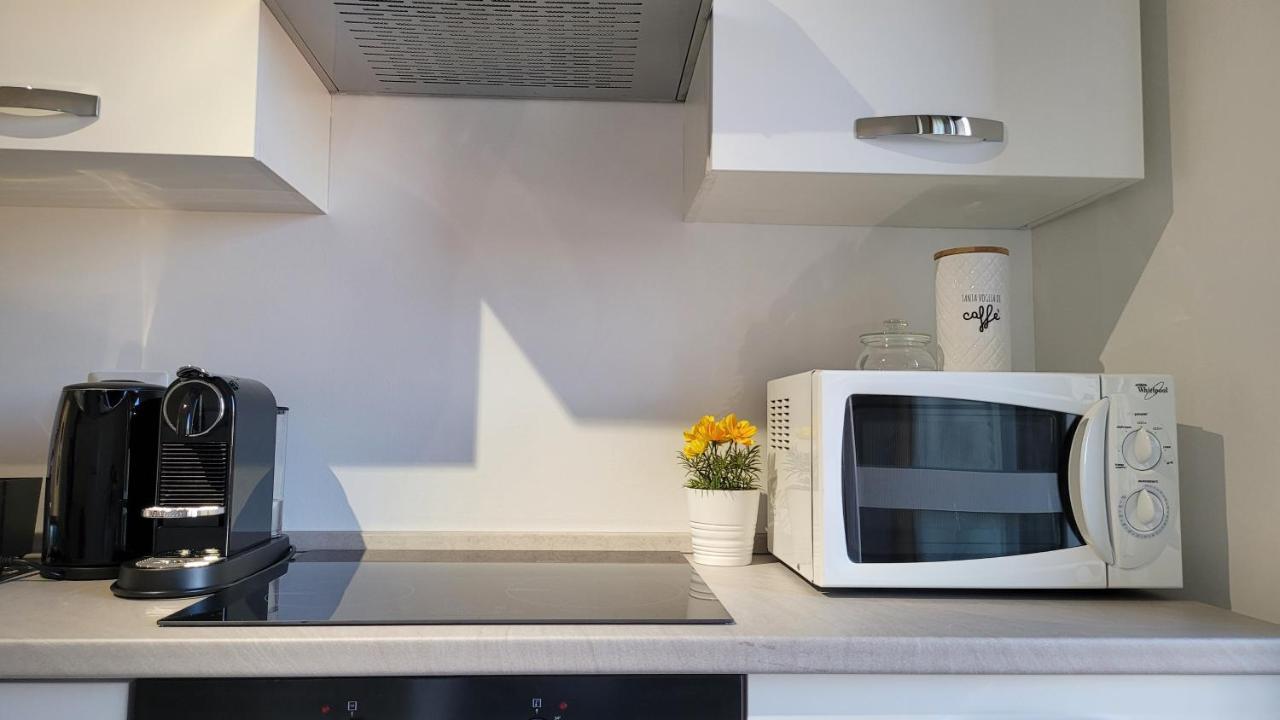 Milano City Apartments - Stylish House Free Wifi-Parking-Airport Exterior photo