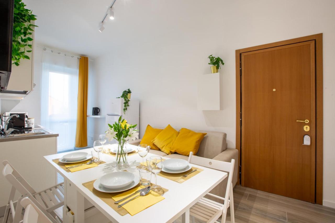 Milano City Apartments - Stylish House Free Wifi-Parking-Airport Exterior photo