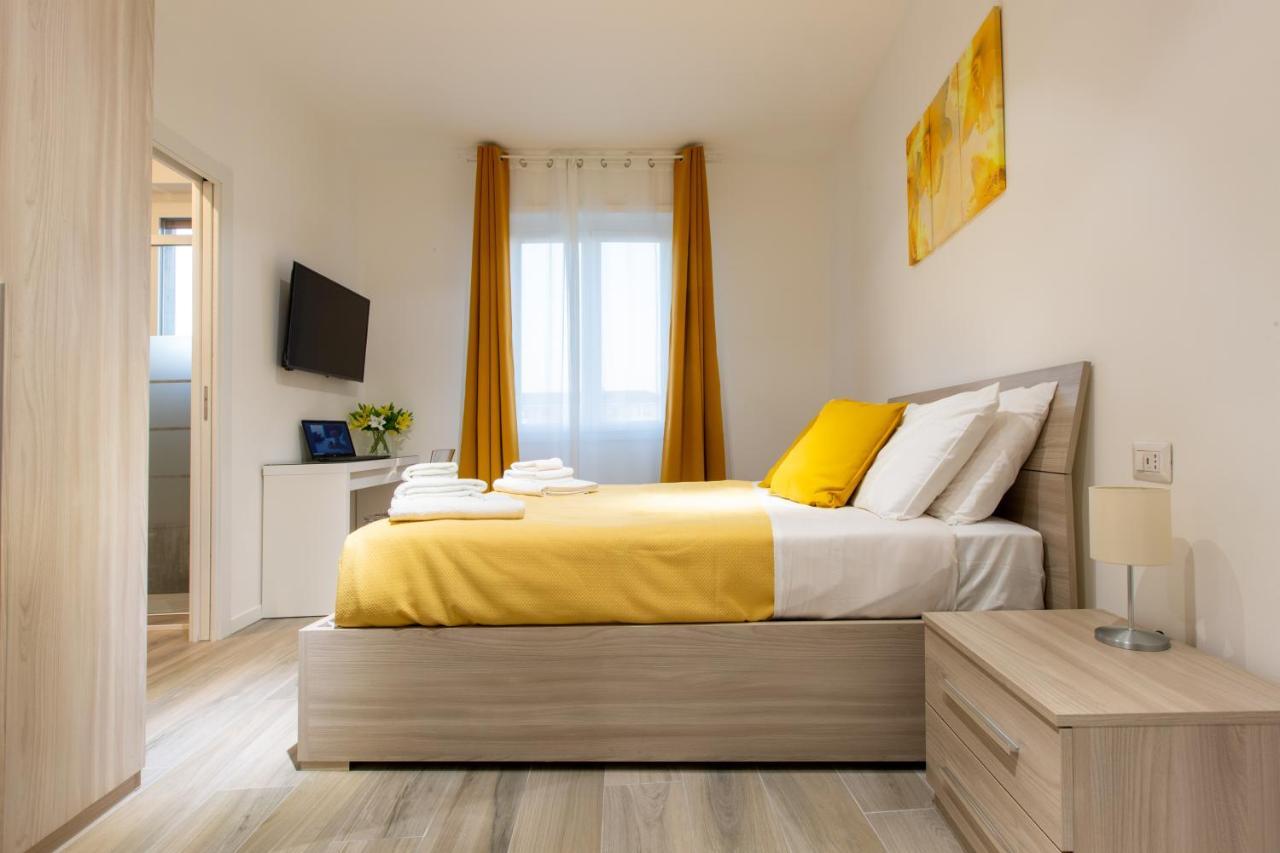Milano City Apartments - Stylish House Free Wifi-Parking-Airport Exterior photo